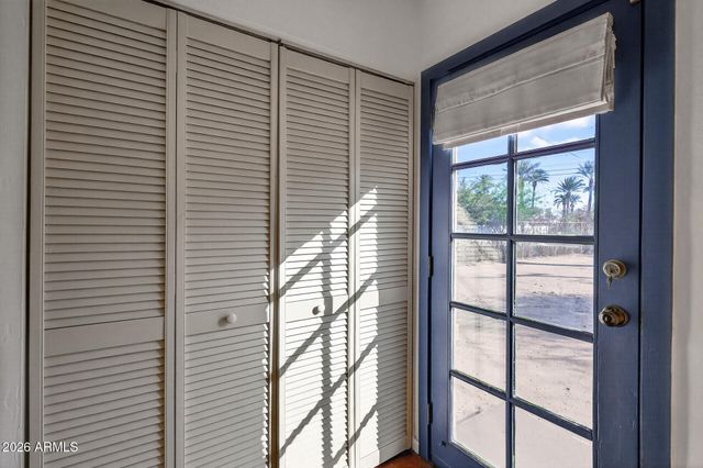 901 W WILLETTA Street, Phoenix, AZ 85007