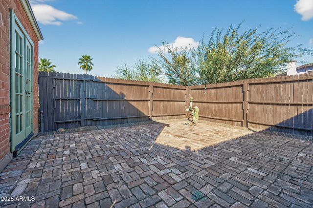 901 W WILLETTA Street, Phoenix, AZ 85007