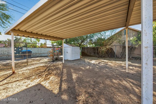 901 W WILLETTA Street, Phoenix, AZ 85007