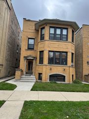 5834 N Maplewood Avenue, Chicago, IL 60659