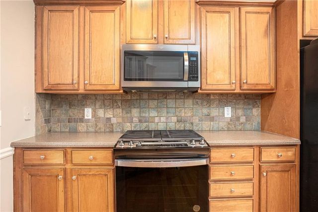 2634 Bay Crest Lane, Loganville, GA 30052