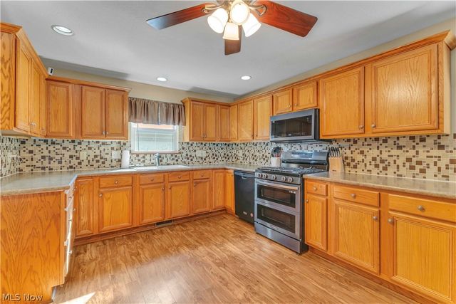 5747 Pleasant Avenue, North Ridgeville, OH 44039