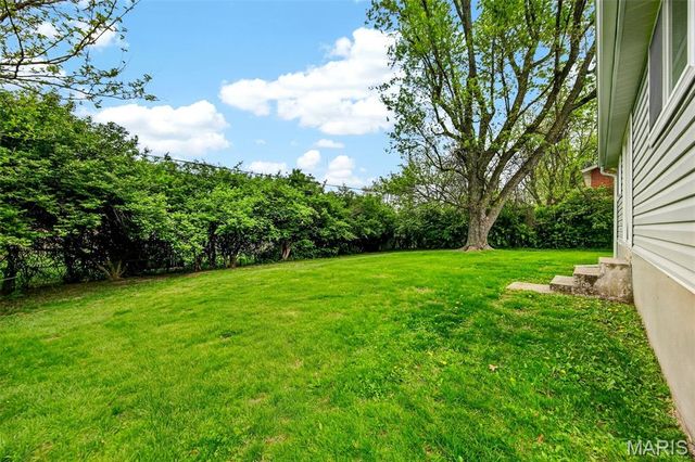 15 Graeler Drive, St Louis, MO 63146