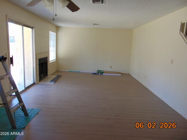 6617 W CHERYL Drive, Glendale, AZ 85302