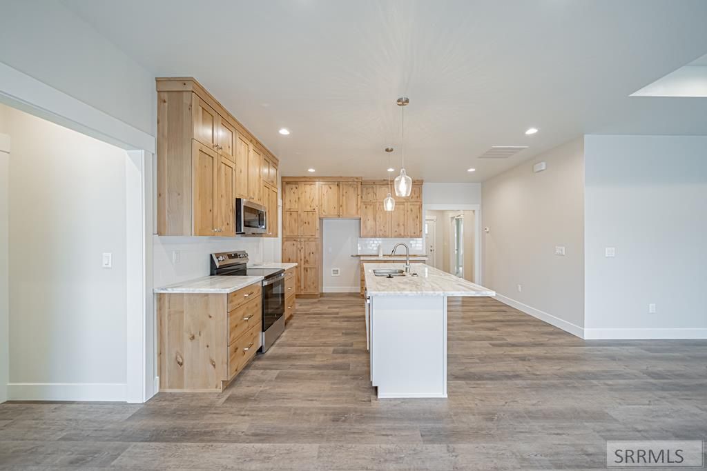 Image 6 of property listing at 556 Sagebrush Street, Rigby, ID 83442