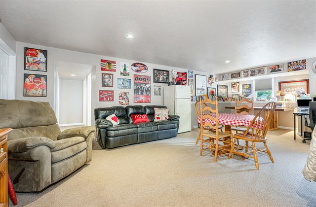 48799 Wentworth Drive, Mattawan, MI 49071