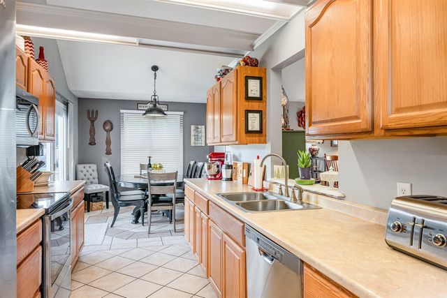 48799 Wentworth Drive, Mattawan, MI 49071