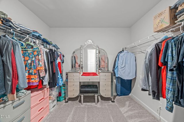 200 Bridle Brook Way, Fuquay Varina, NC 27526