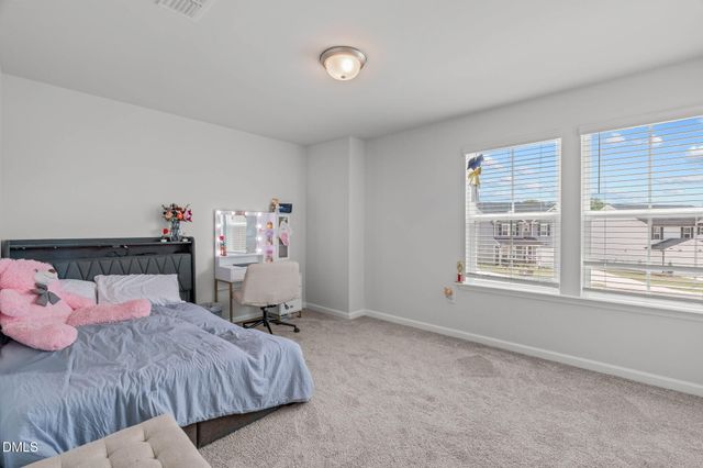 200 Bridle Brook Way, Fuquay Varina, NC 27526