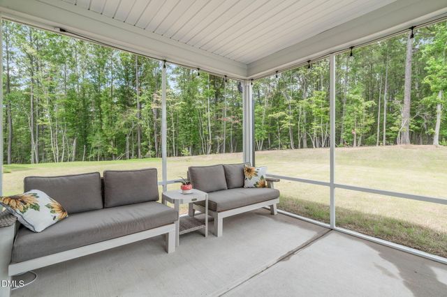 200 Bridle Brook Way, Fuquay Varina, NC 27526