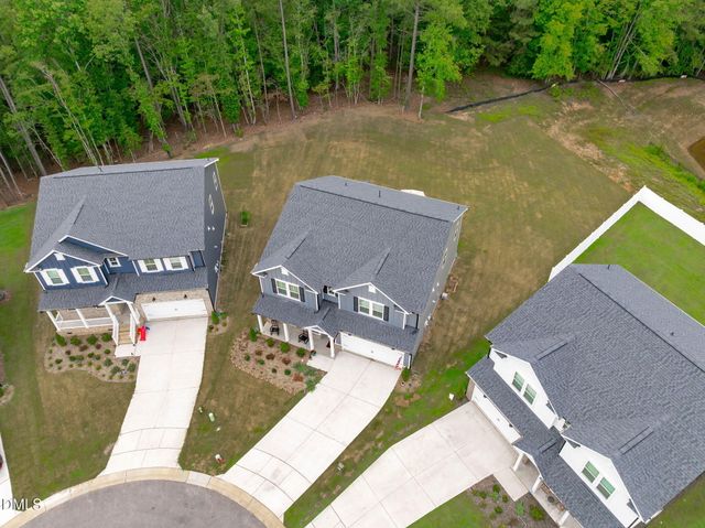 200 Bridle Brook Way, Fuquay Varina, NC 27526