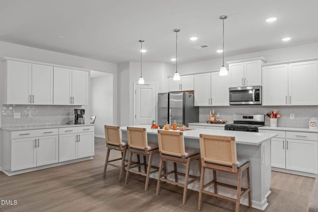 200 Bridle Brook Way, Fuquay Varina, NC 27526