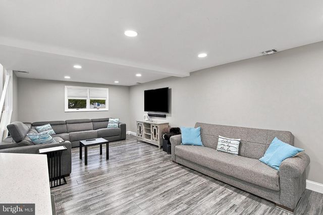 116 MONTCLAIR RD N, Barnegat, NJ 08005