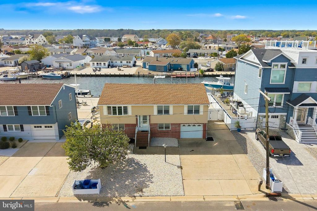 116 MONTCLAIR RD N, Barnegat, NJ 08005