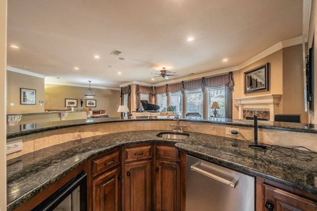 2726 Country Club Road, Pantego, TX 76013