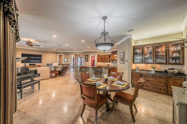 2726 Country Club Road, Pantego, TX 76013