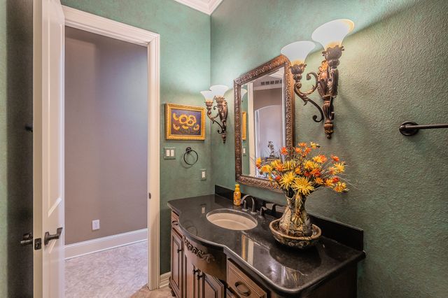 2726 Country Club Road, Pantego, TX 76013