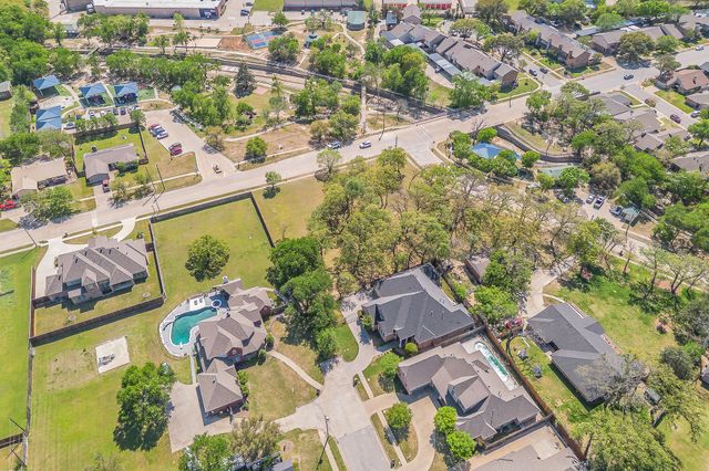 2726 Country Club Road, Pantego, TX 76013