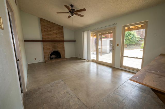 6316 Hillsdale Blvd, Sacramento, CA 95842