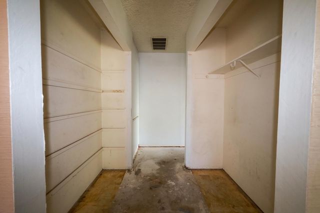 6316 Hillsdale Blvd, Sacramento, CA 95842