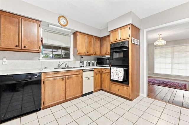 3499 Kingston Street, Lake Charles, LA 70605