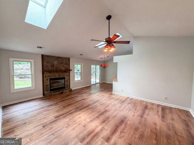 158 Colemans Bluff Drive, Woodstock, GA 30188