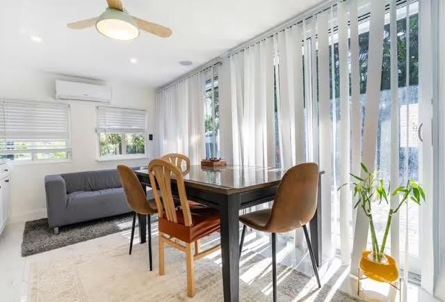 408 NE 26th Drive, Wilton Manors, FL 33334