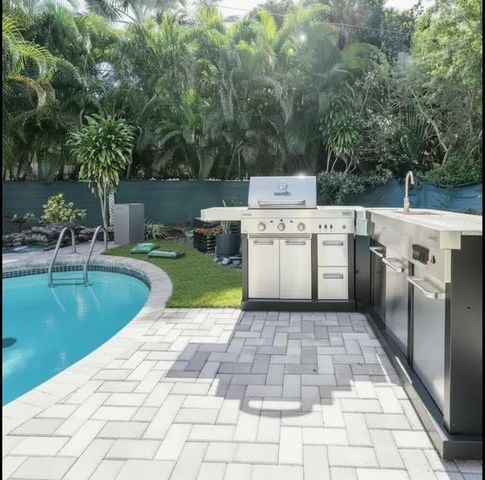 408 NE 26th Drive, Wilton Manors, FL 33334