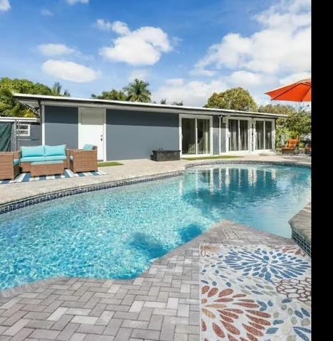 408 NE 26th Drive, Wilton Manors, FL 33334