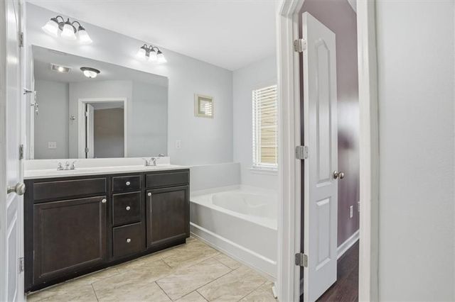 2375 Bellyard Drive, Buford, GA 30519