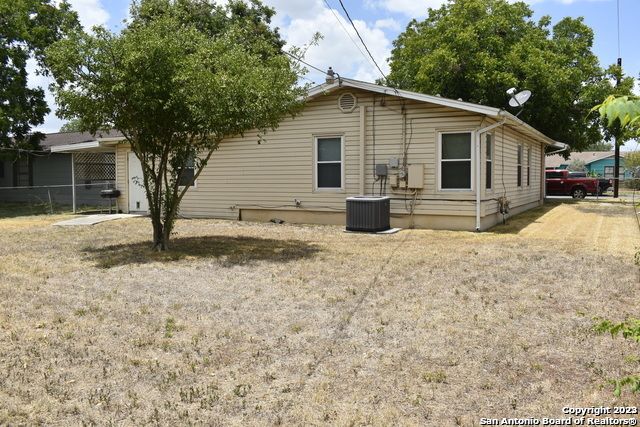 5026 BENHAM DR, San Antonio, TX 78220