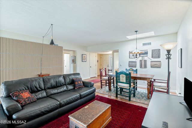 5012 N Camino Del Lazo, Tucson, AZ 85750