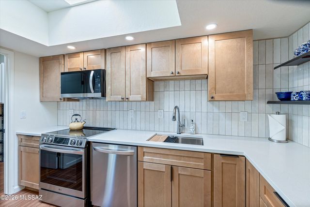 5012 N Camino Del Lazo, Tucson, AZ 85750