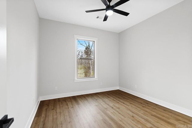 613 Valley Oak Drive, Sherwood, AR 72120