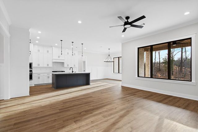 613 Valley Oak Drive, Sherwood, AR 72120