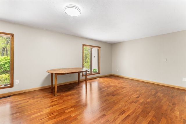 320 Nagog Hill Rd, Acton, MA 01720
