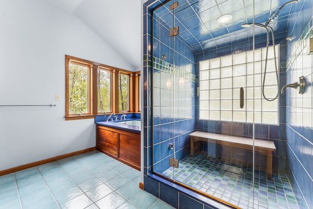 320 Nagog Hill Rd, Acton, MA 01720