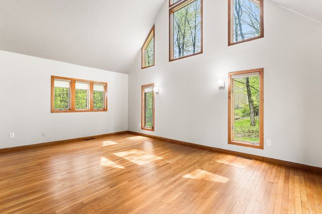 320 Nagog Hill Rd, Acton, MA 01720