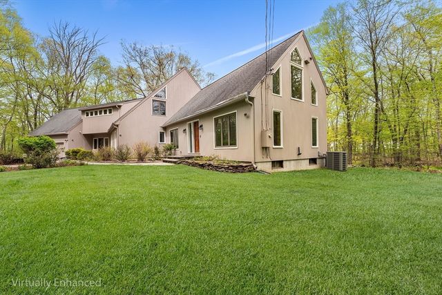 320 Nagog Hill Rd, Acton, MA 01720
