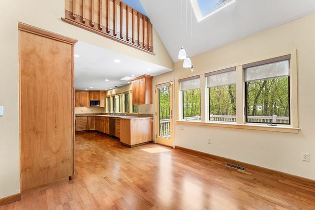 320 Nagog Hill Rd, Acton, MA 01720