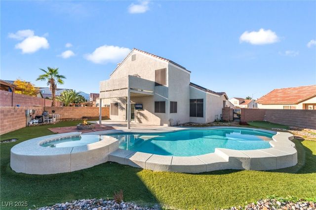 8401 CINNAMON HILL, Las Vegas, NV 89129