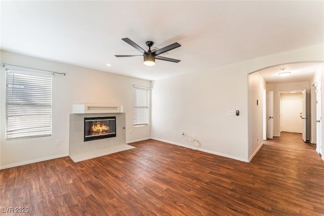 8401 CINNAMON HILL, Las Vegas, NV 89129