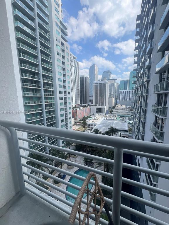 Image 14 of property listing at 234 NE 3rd St 1908, Miami, FL 33132