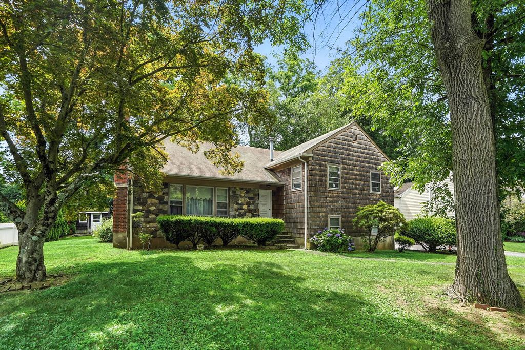 239 Lake Street, West Harrison, NY 10604