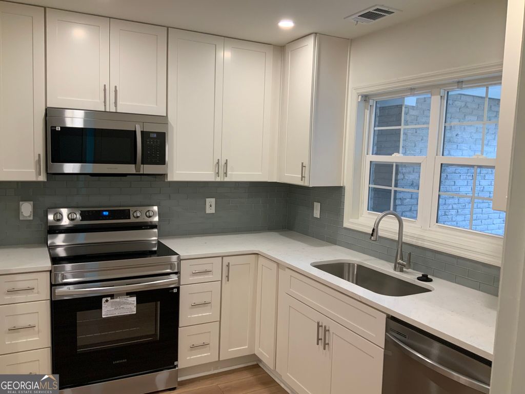 5440 Chemin De Vie NE, Sandy Springs, GA 30342 — photo 3