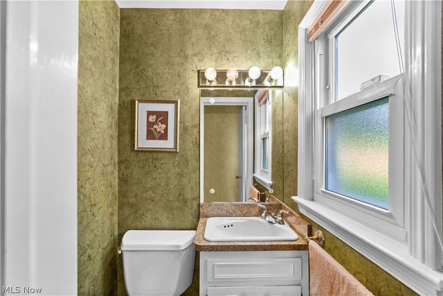 4450 Churchill Boulevard, Cleveland, OH 44118