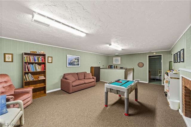 4450 Churchill Boulevard, Cleveland, OH 44118