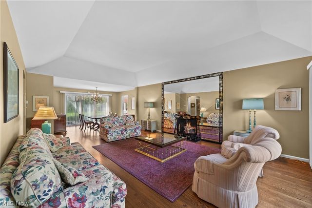 4450 Churchill Boulevard, Cleveland, OH 44118