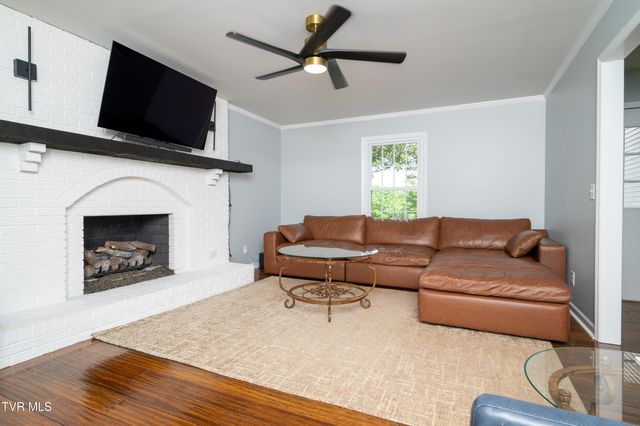 1420 Ruthbrooke Drive, Mount Carmel, TN 37645