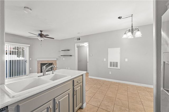 855 North Stephanie Street 1115, Henderson, NV 89014